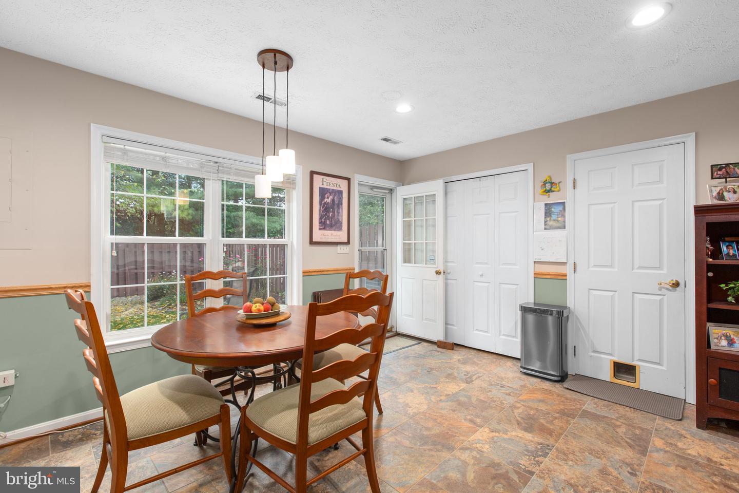 10600 Limburg Ct Property Photo 9