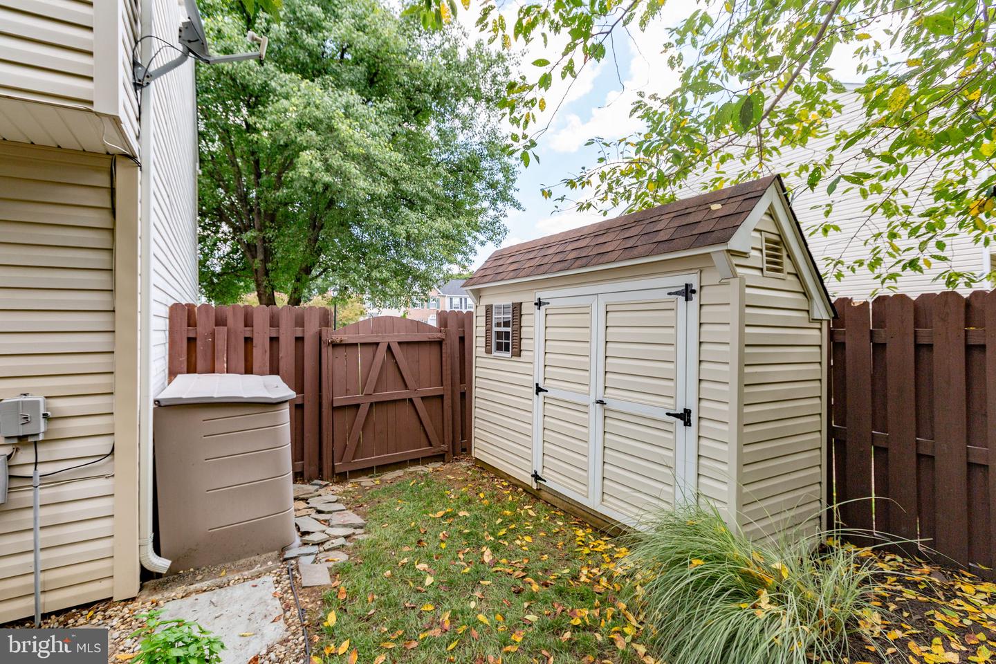 10600 Limburg Ct Property Photo 23