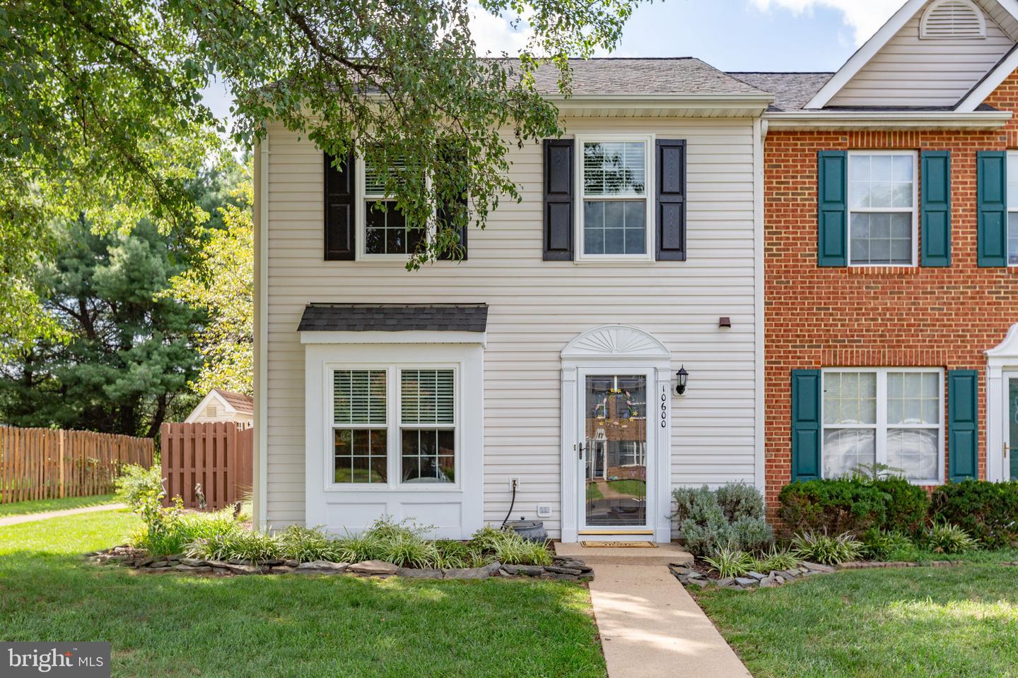 10600 Limburg Ct Property Photo 32