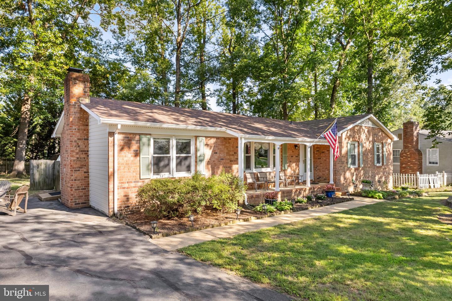 520 BUTTERNUT DR