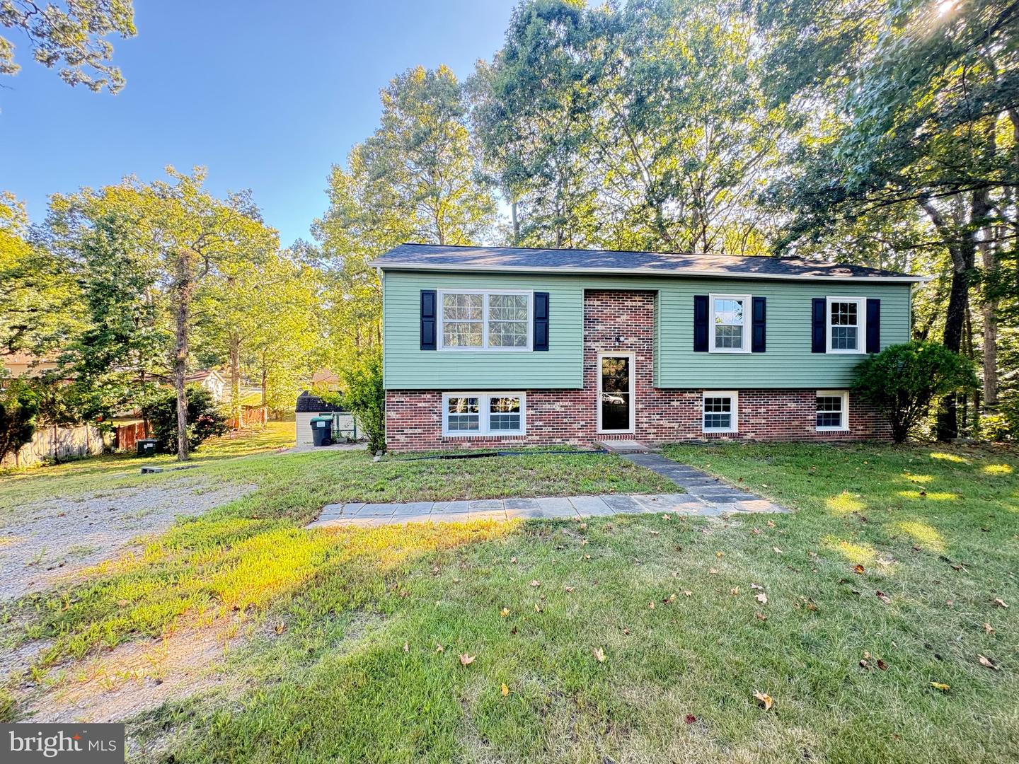 2 Kelly Ct Property Photo 2