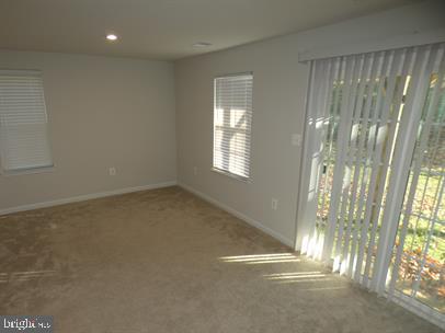 6304 Crittenden Ln Property Photo 3
