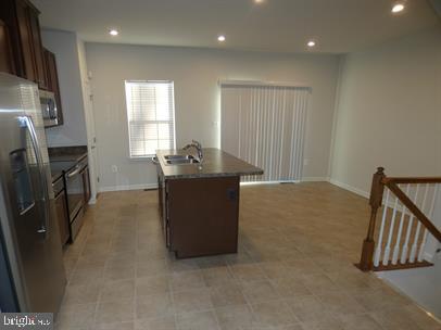 6304 Crittenden Ln Property Photo 11