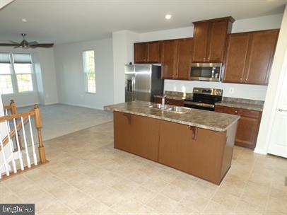 6304 Crittenden Ln Property Photo 13