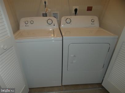 6304 Crittenden Ln Property Photo 39