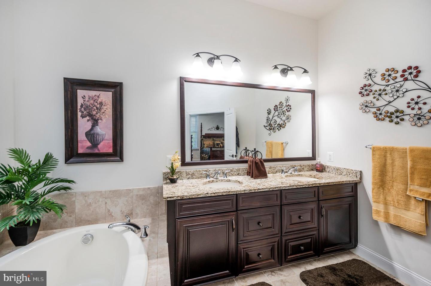 7822 General Wright Dr Property Photo 47