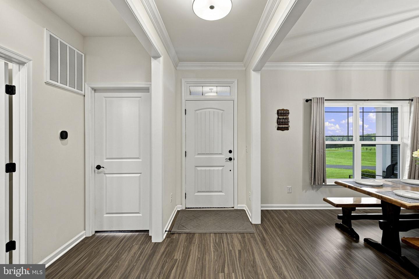 9409 Signature Way Property Photo 12