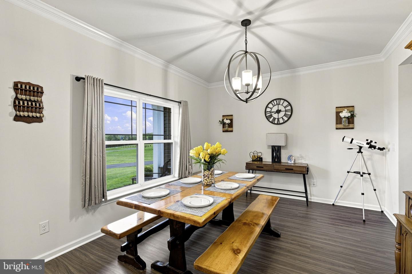 9409 Signature Way Property Photo 13