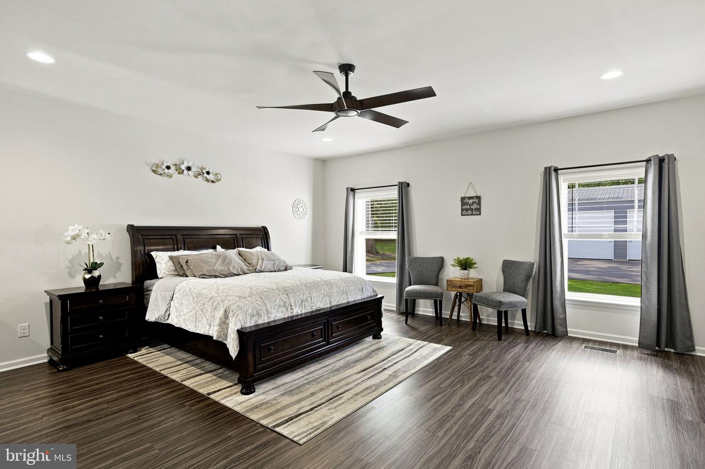 9409 Signature Way Property Photo 22
