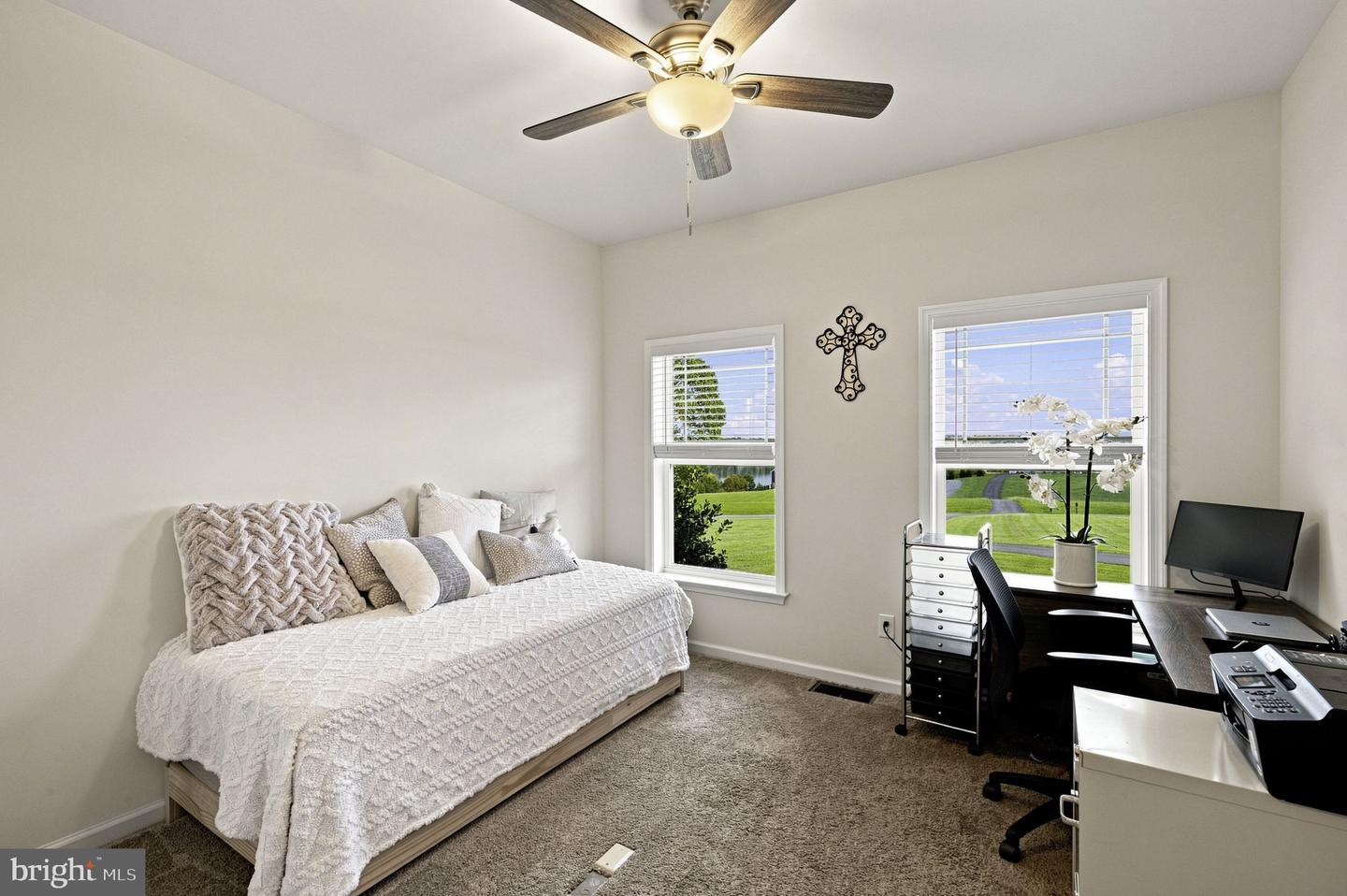 9409 Signature Way Property Photo 28