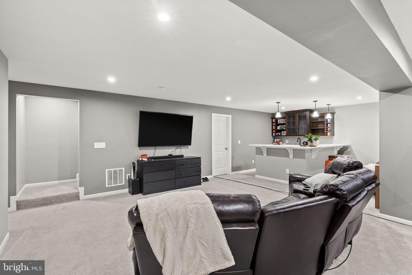 9305 Spring Hill Ln Property Photo 42