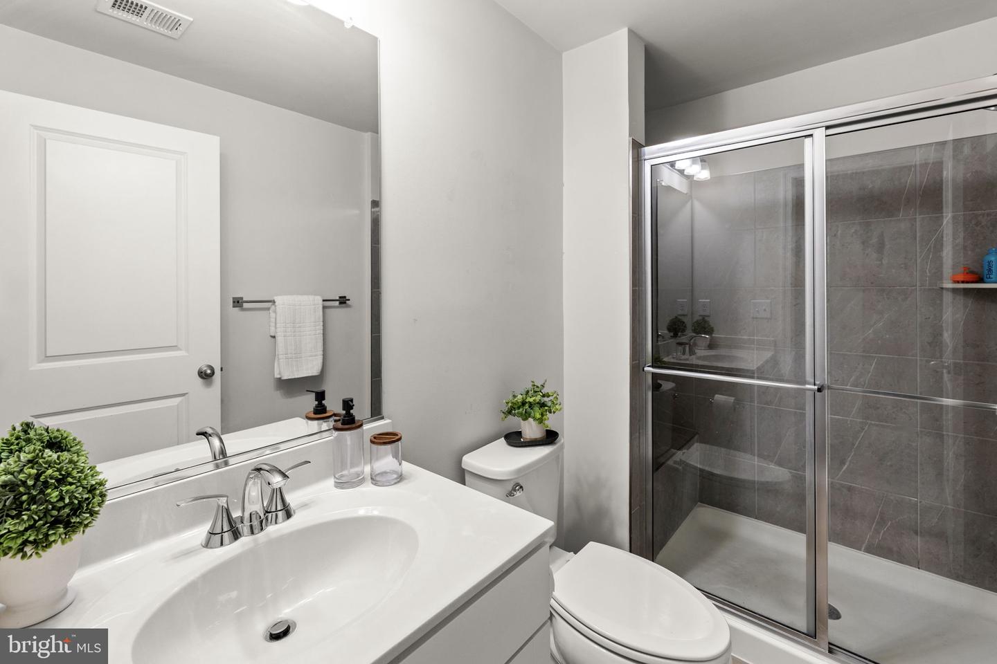 9305 Spring Hill Ln Property Photo 47