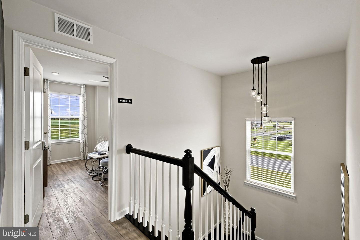 10102 Premier St Property Photo 25