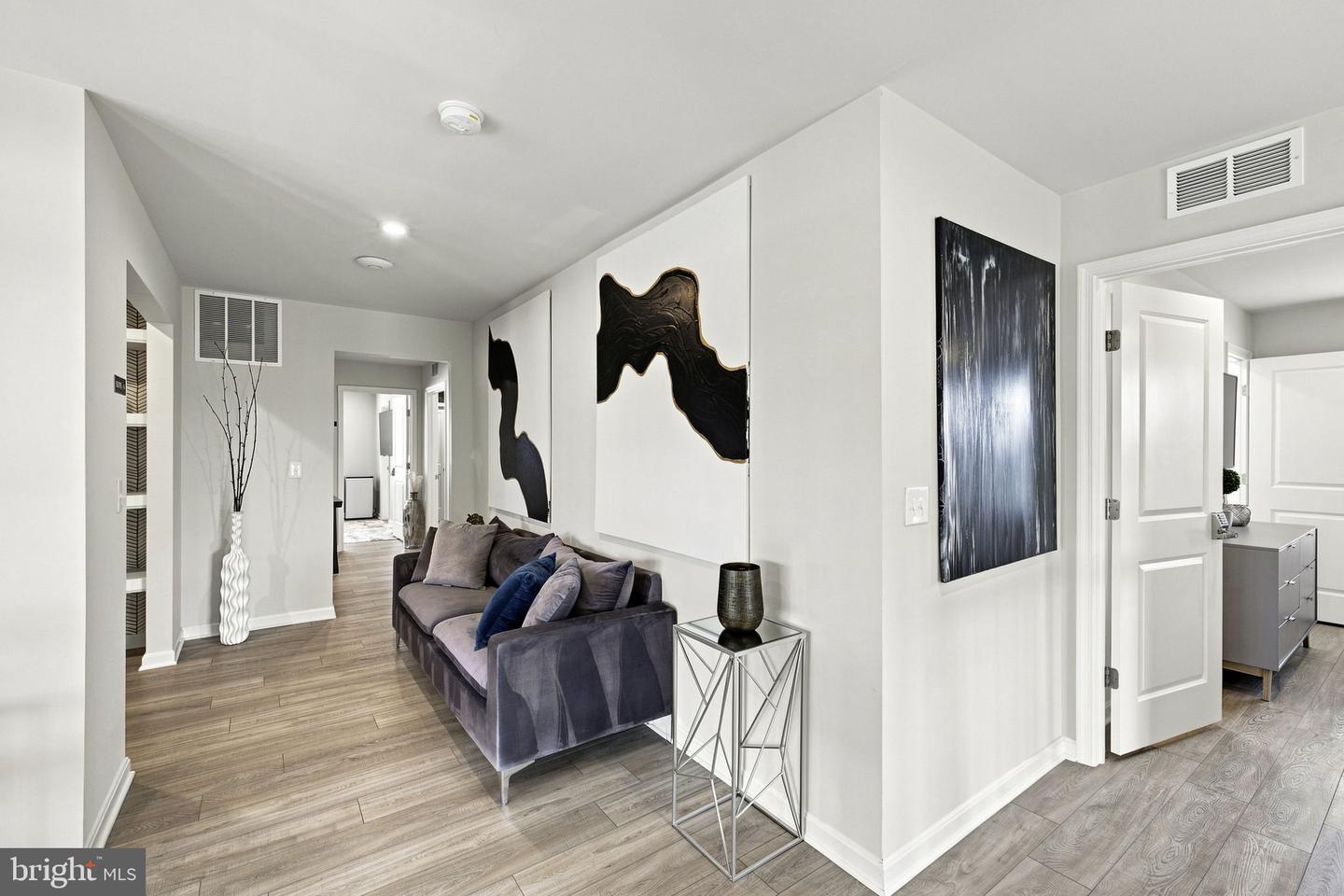 10102 Premier St Property Photo 27