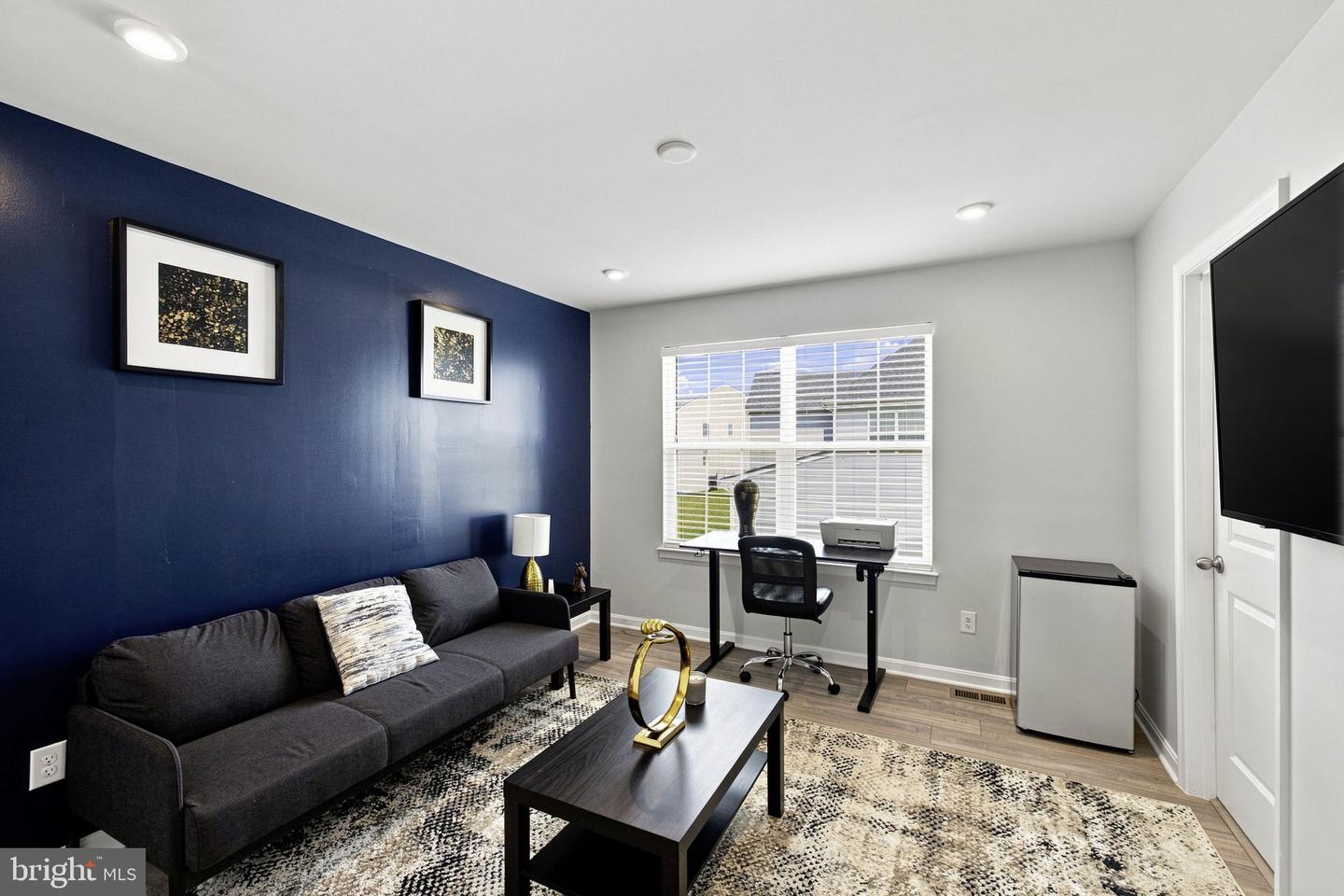10102 Premier St Property Photo 37