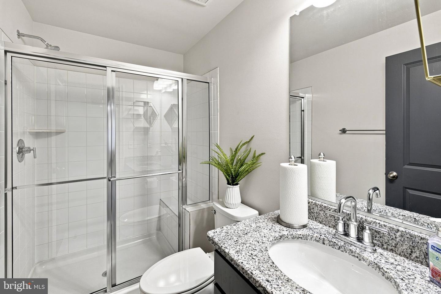10102 Premier St Property Photo 54