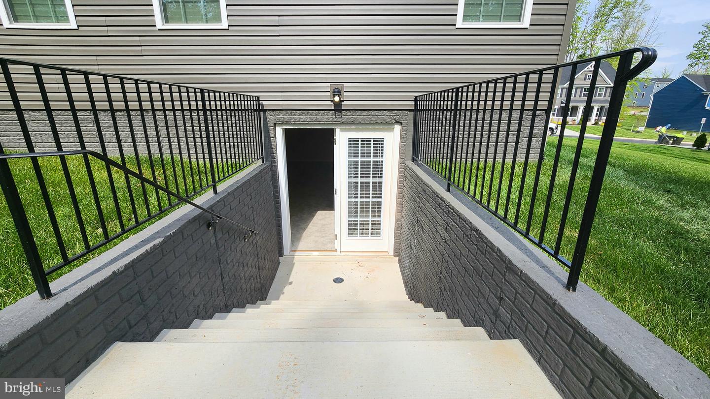 8703 Davis Ct #a Property Photo 19