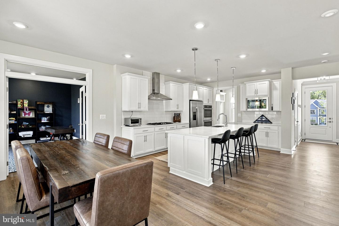 11107 Redlands Fld Property Photo 12