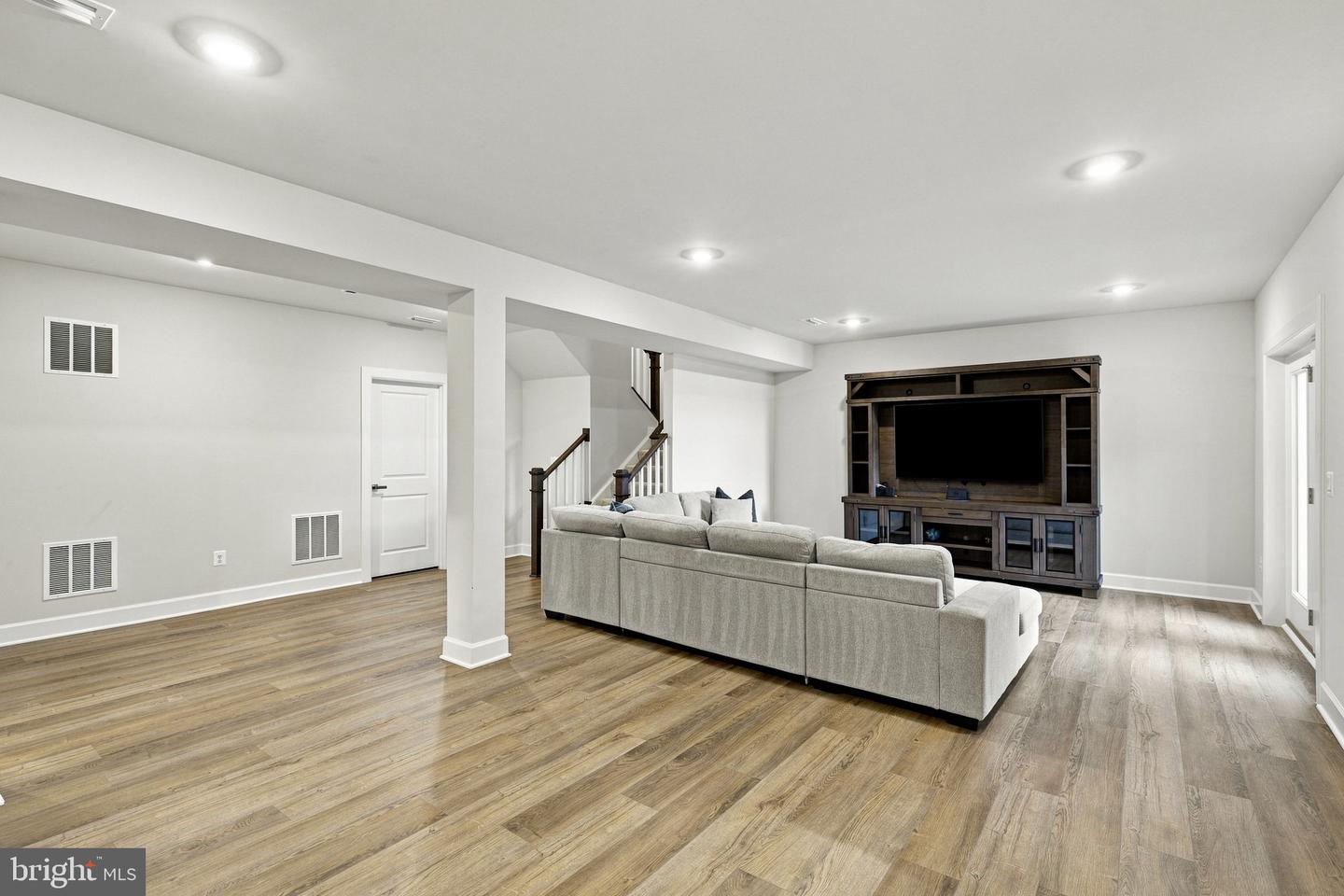 11107 Redlands Fld Property Photo 28