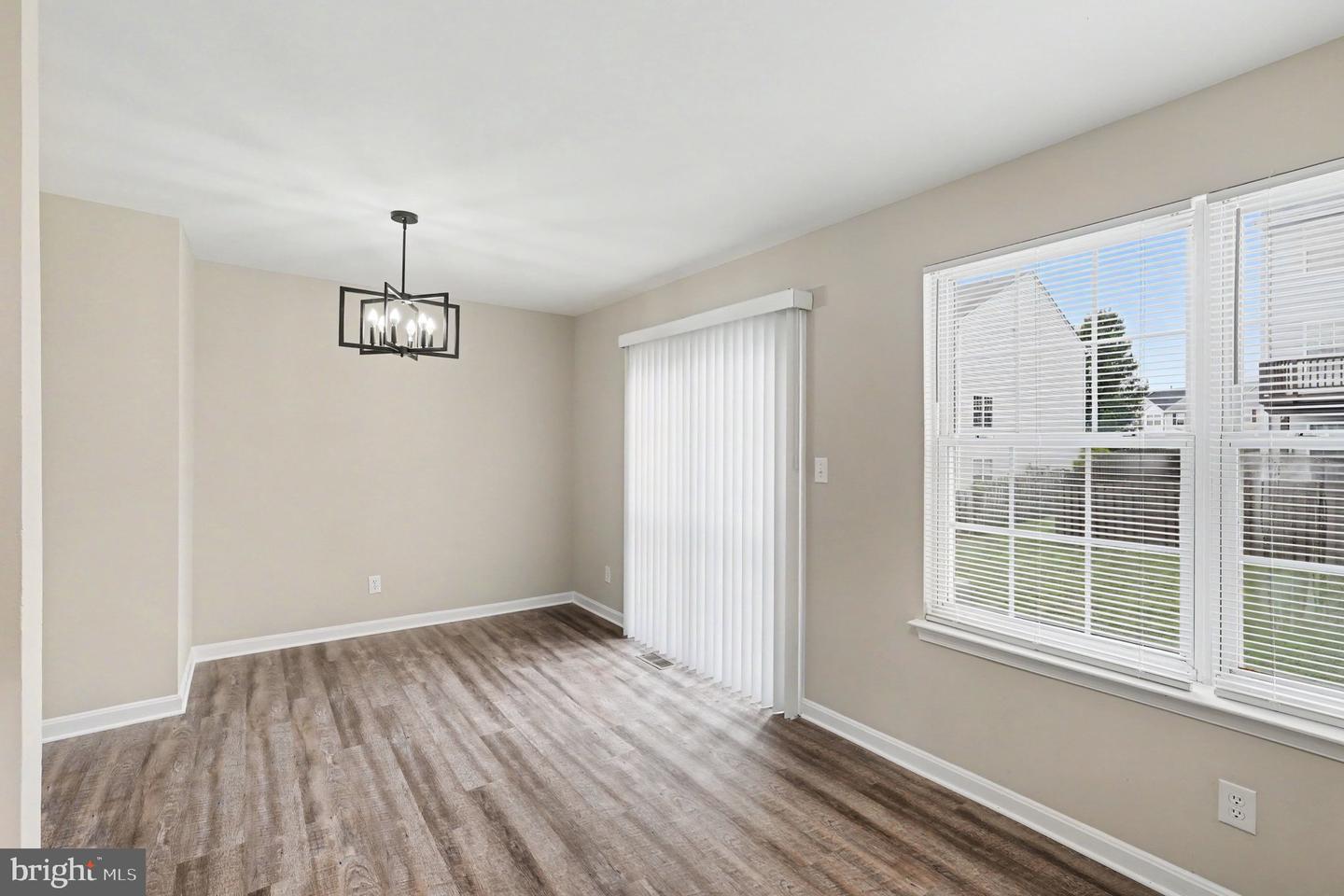 11310 Wytheville Ln Property Photo 14