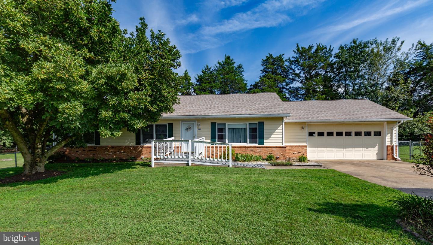 12605 Wesley Dr Property Photo 1