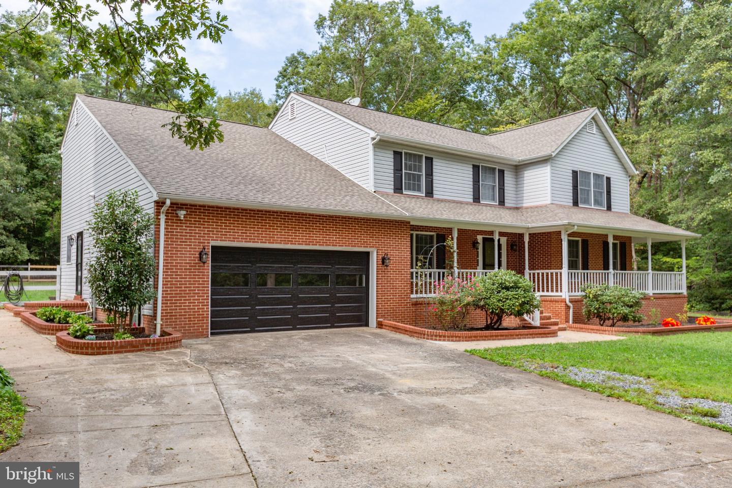 7705 River Rd Property Photo 2