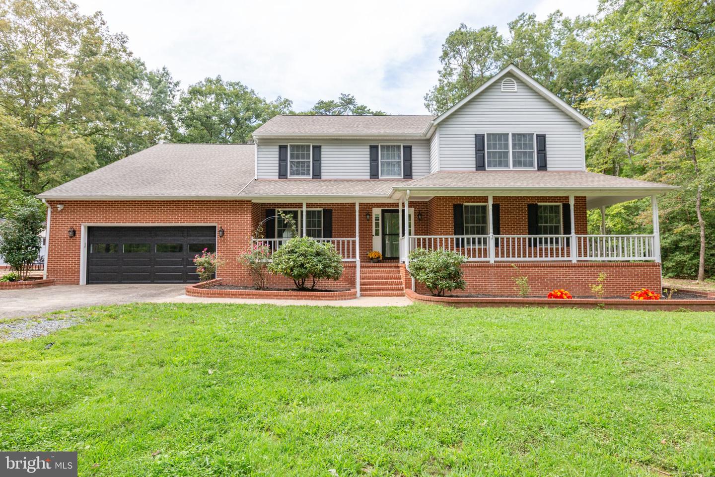7705 River Rd Property Photo 3