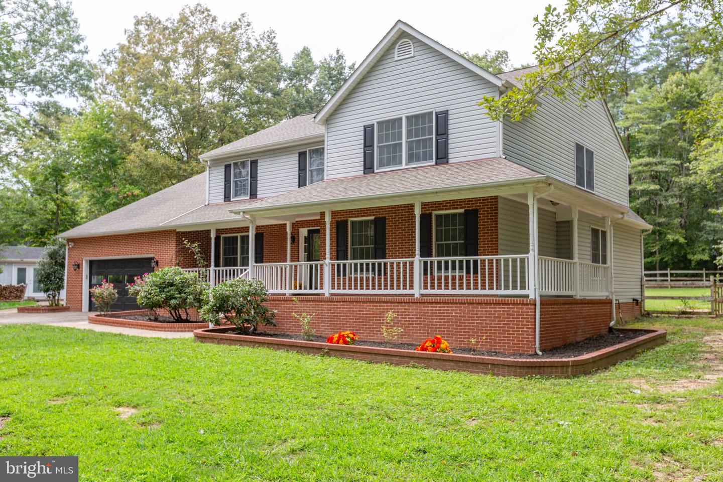 7705 River Rd Property Photo 4