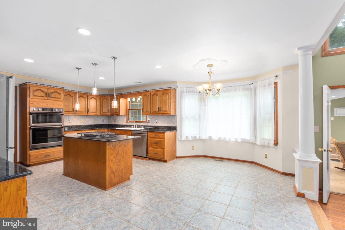 7705 River Rd Property Photo 17