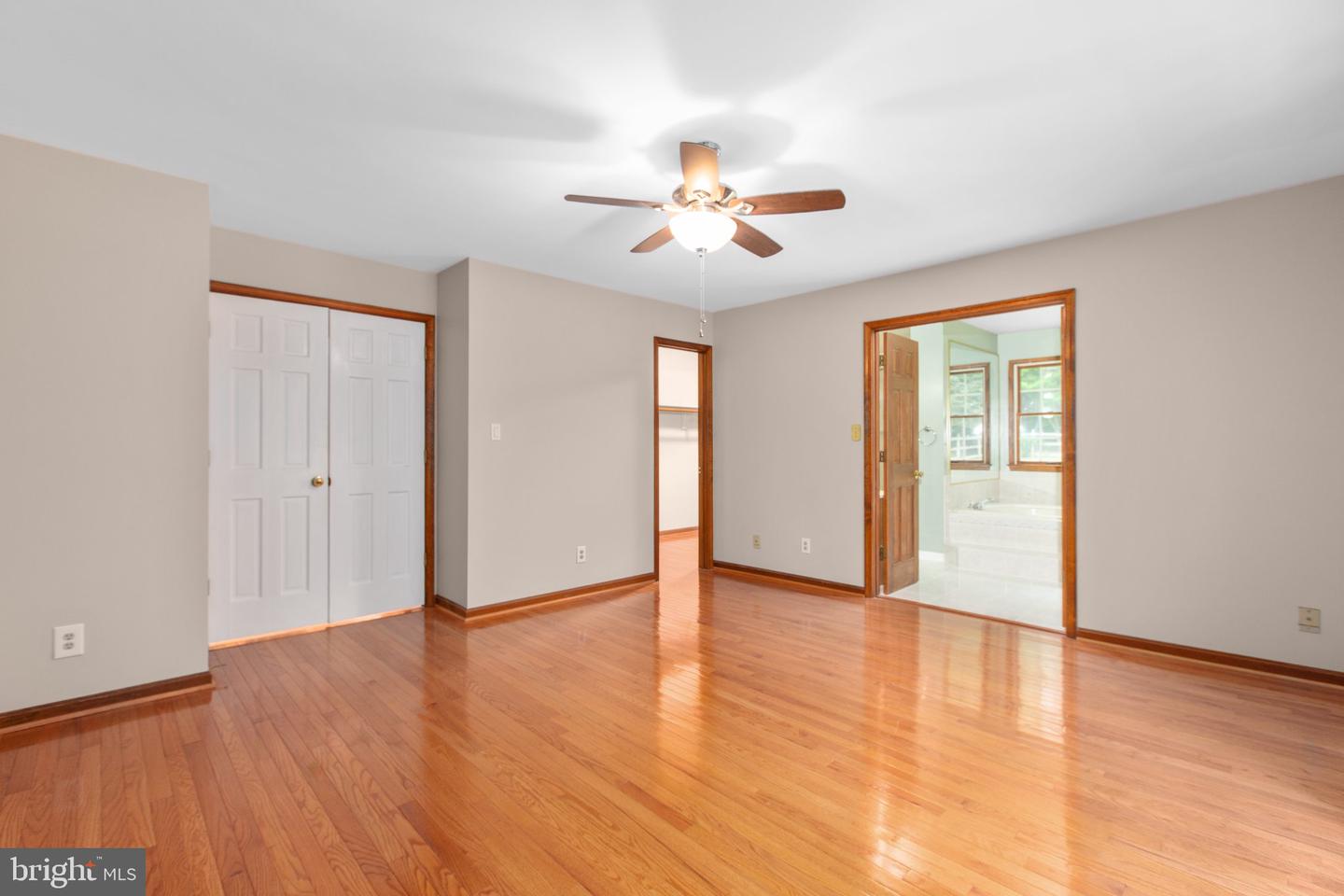 7705 River Rd Property Photo 28