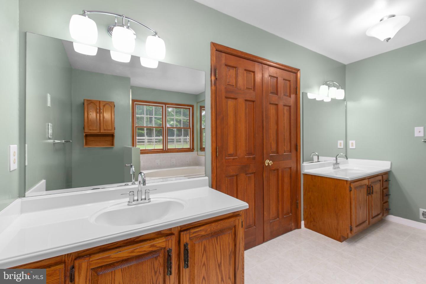 7705 River Rd Property Photo 31