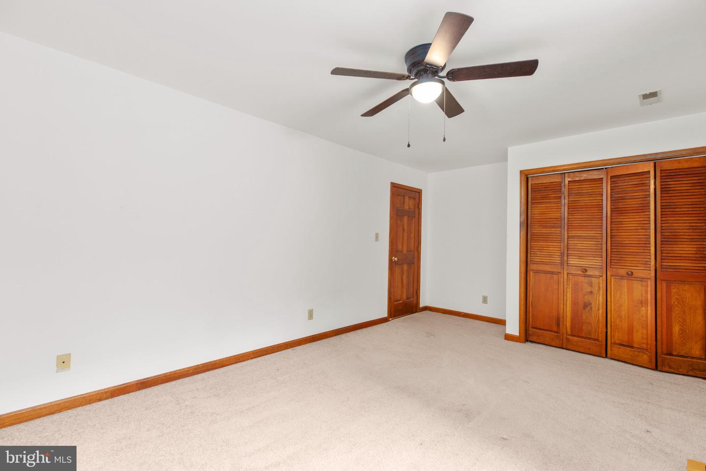 7705 River Rd Property Photo 39