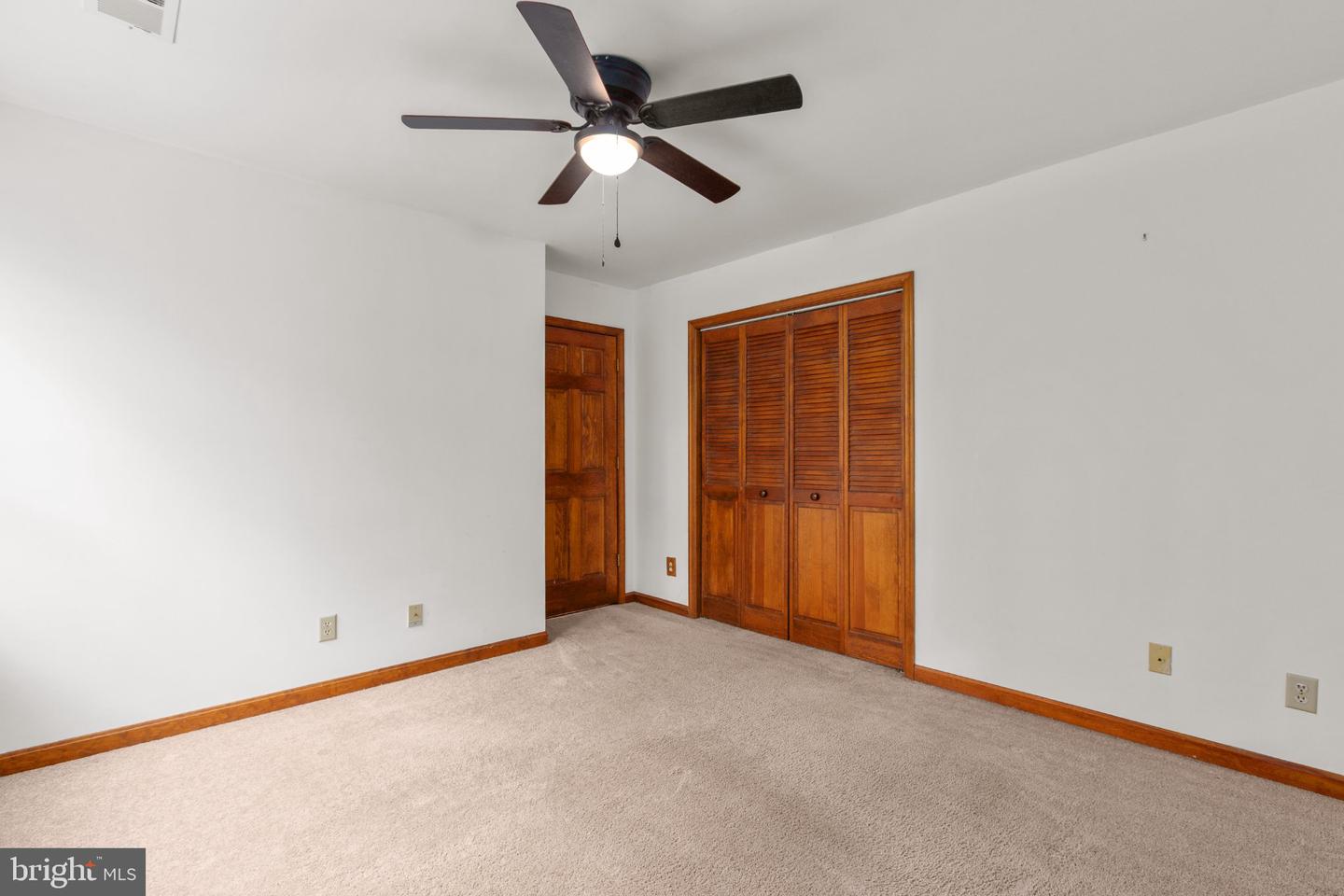 7705 River Rd Property Photo 43