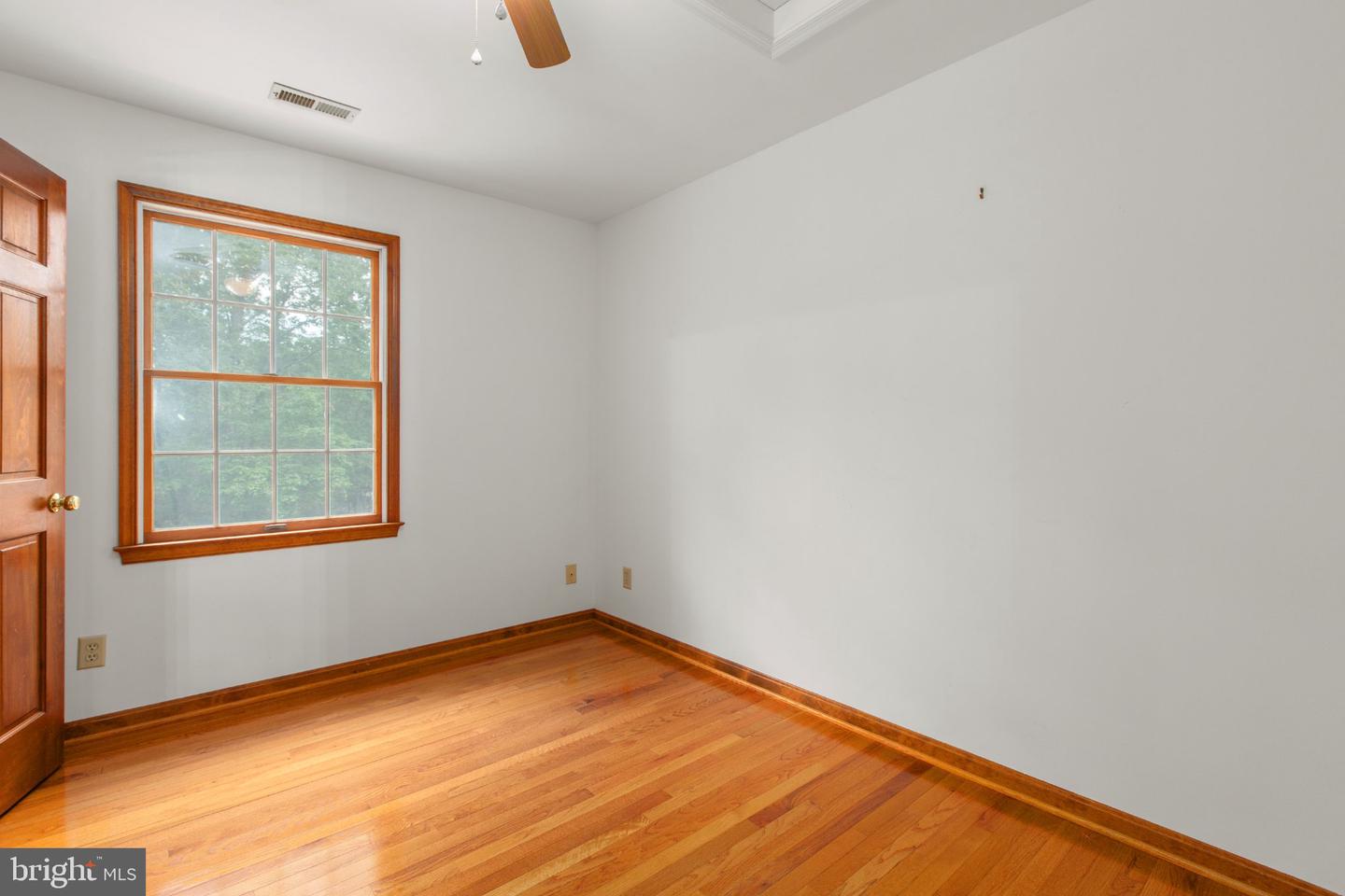 7705 River Rd Property Photo 45
