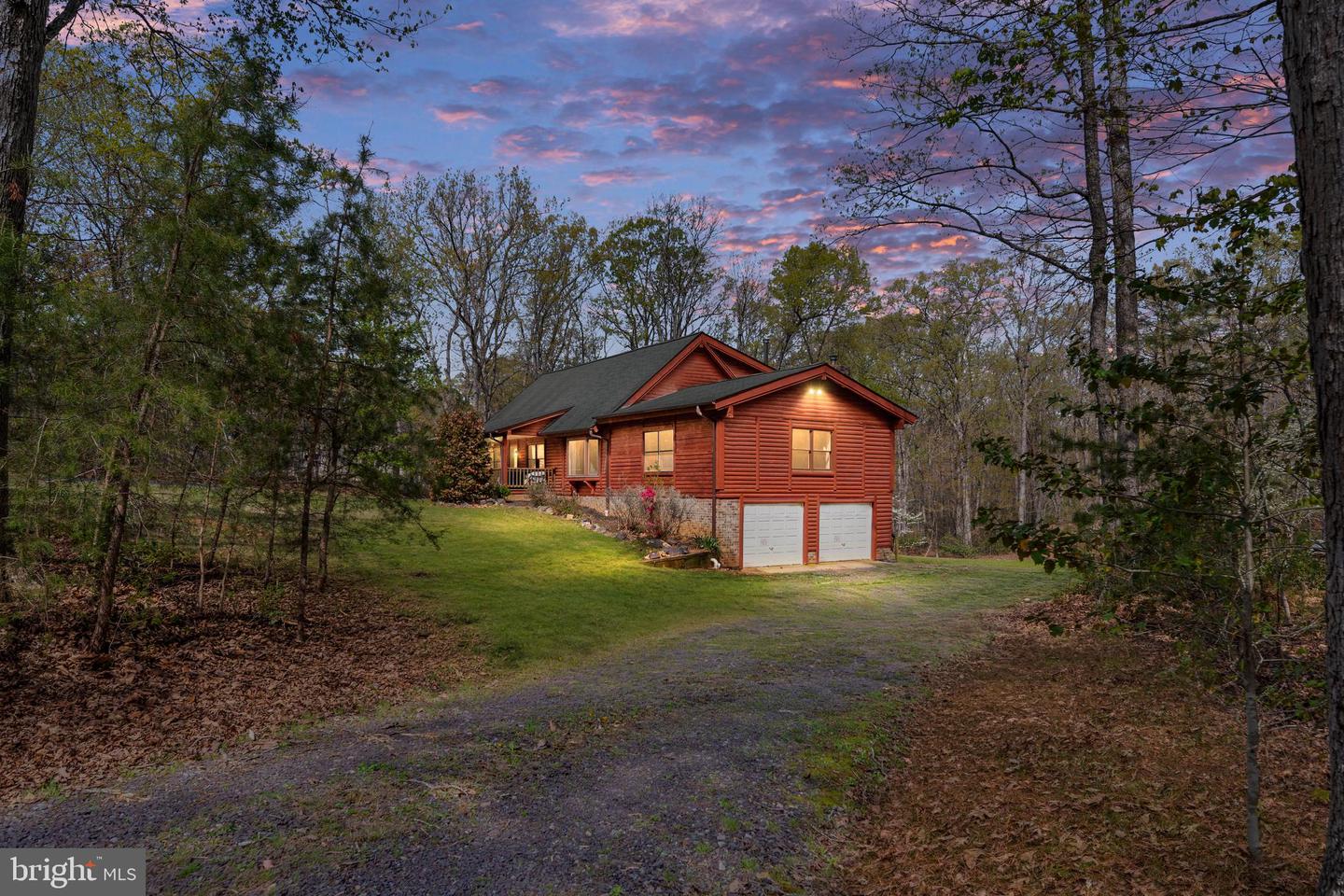 13507 Black Meadow Rd Property Photo 2