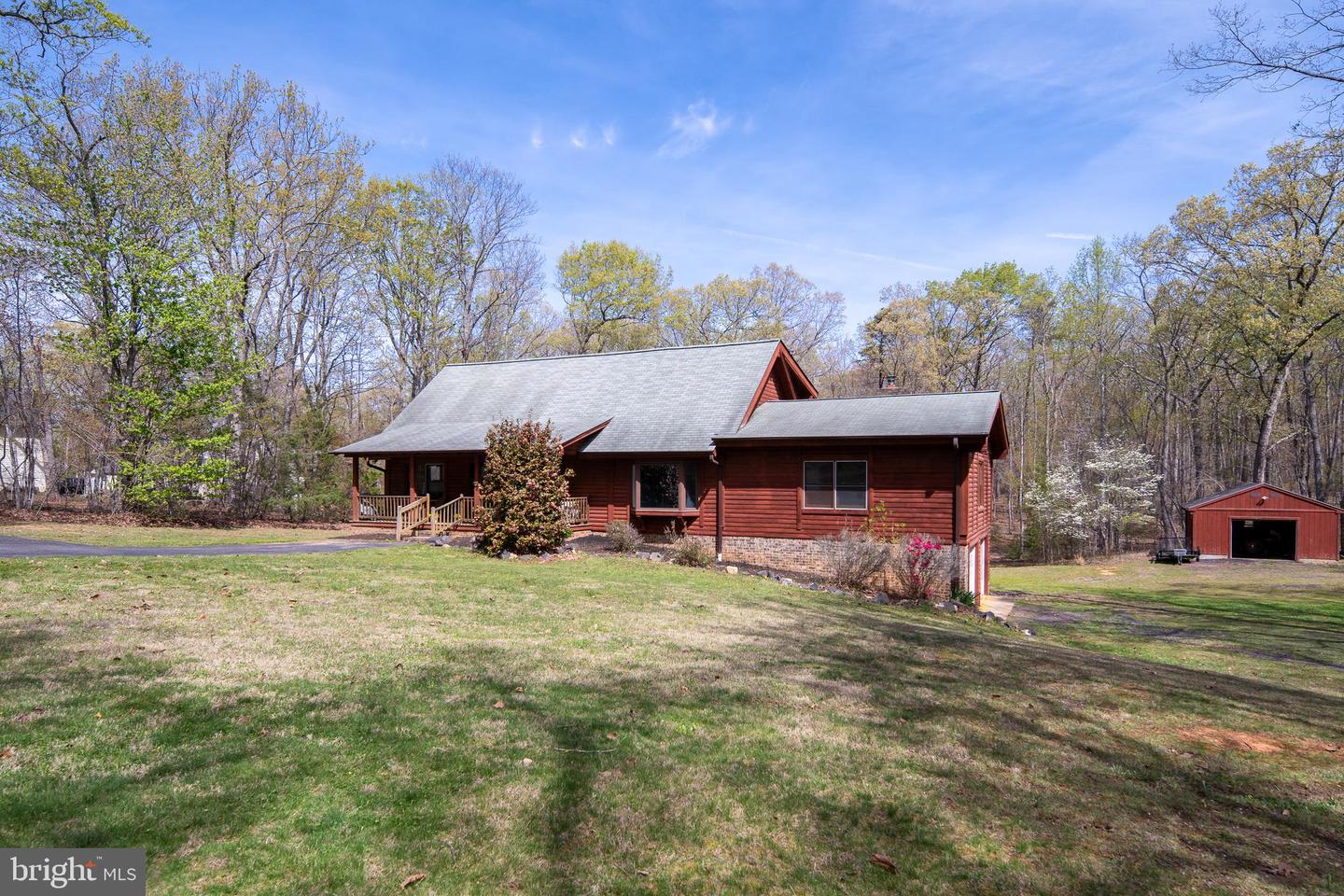 13507 Black Meadow Rd Property Photo 9