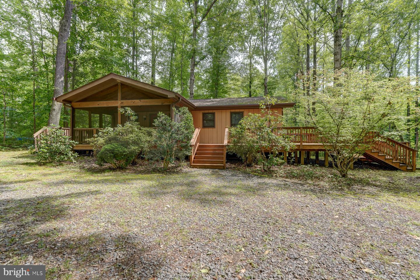 15304 Drummers Ln Property Photo 1
