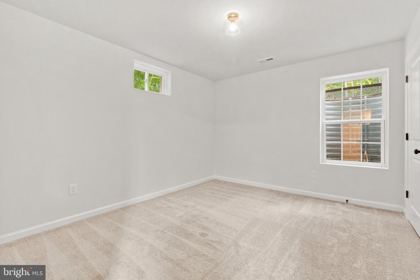 2803 Amy Dr Property Photo 29