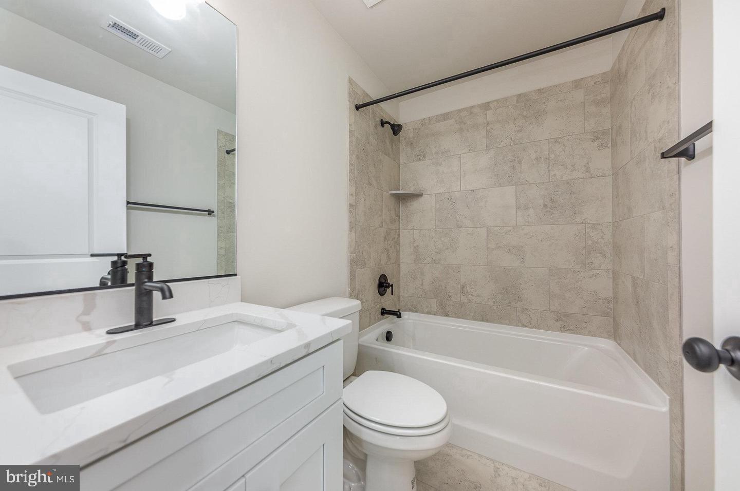 15220 Lost Horizon Ln Property Photo 44