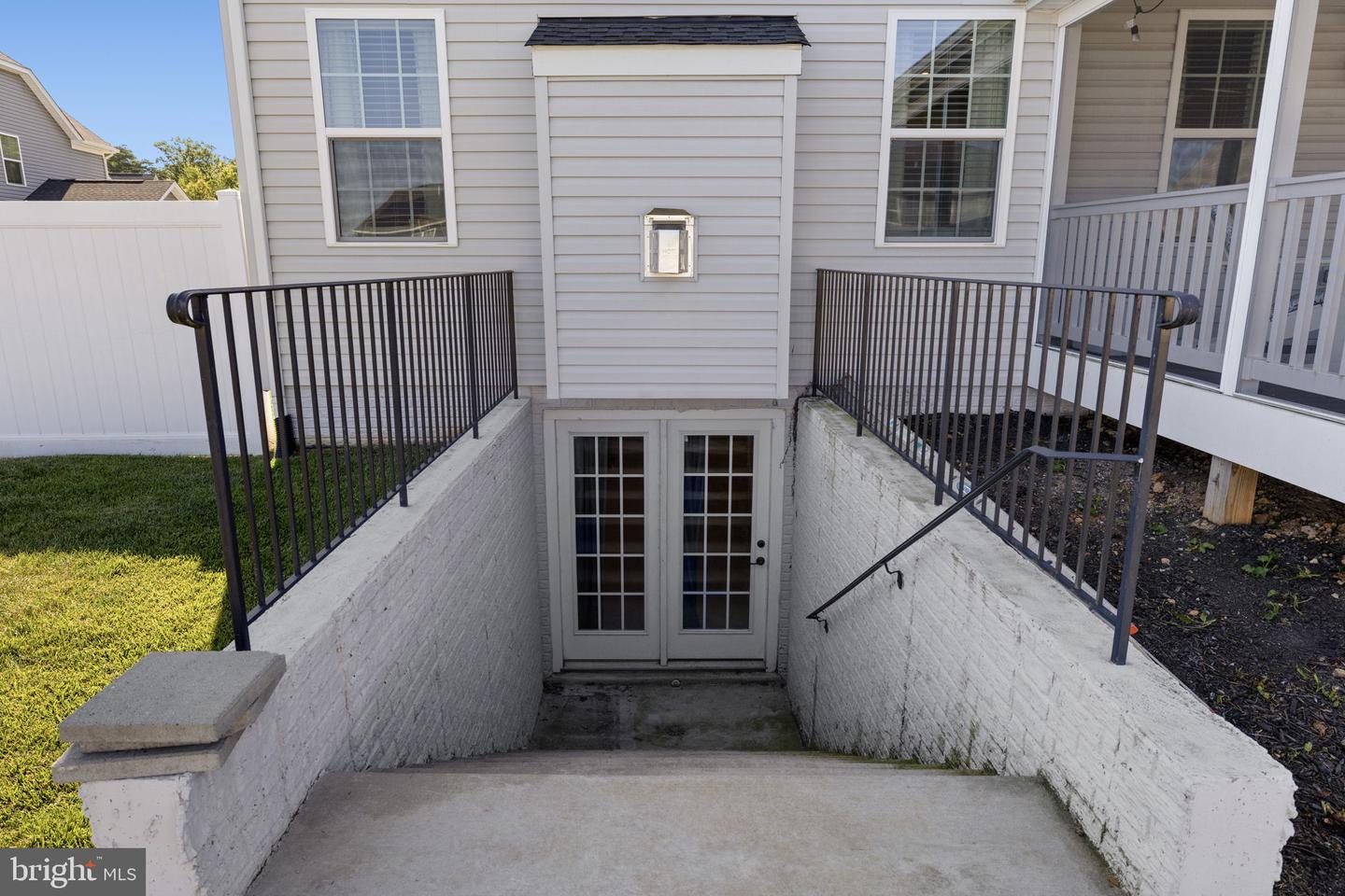 8402 Chiswell Ct Property Photo 9