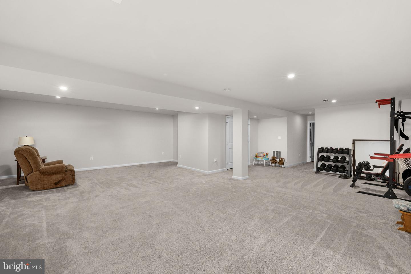 8402 Chiswell Ct Property Photo 38