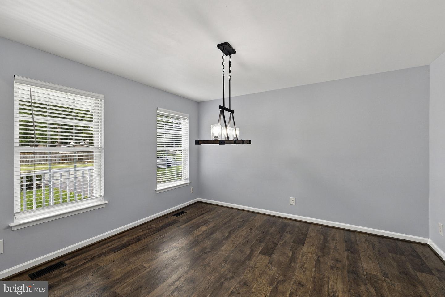 11813 Woodland View Dr Property Photo 10