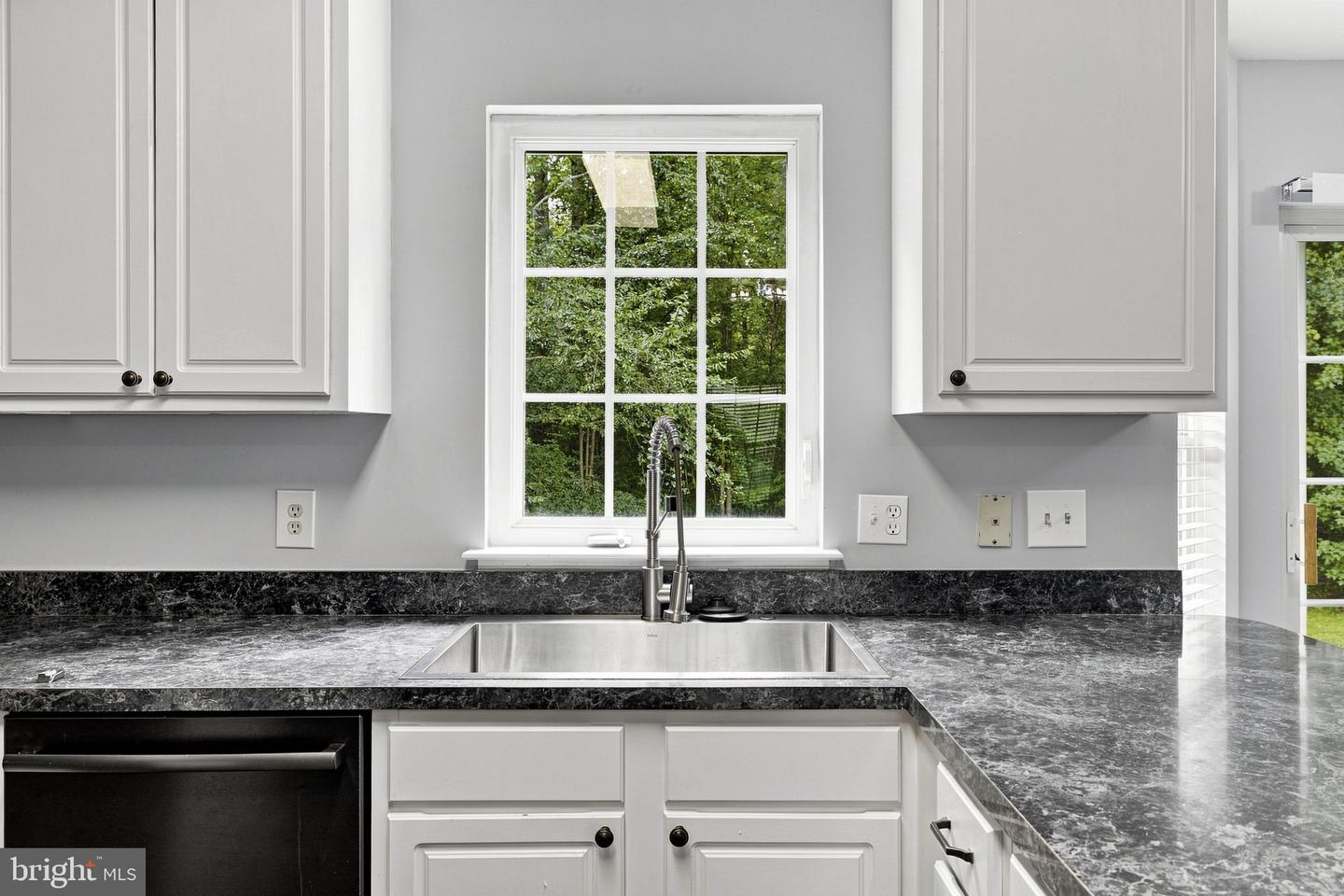 11813 Woodland View Dr Property Photo 12