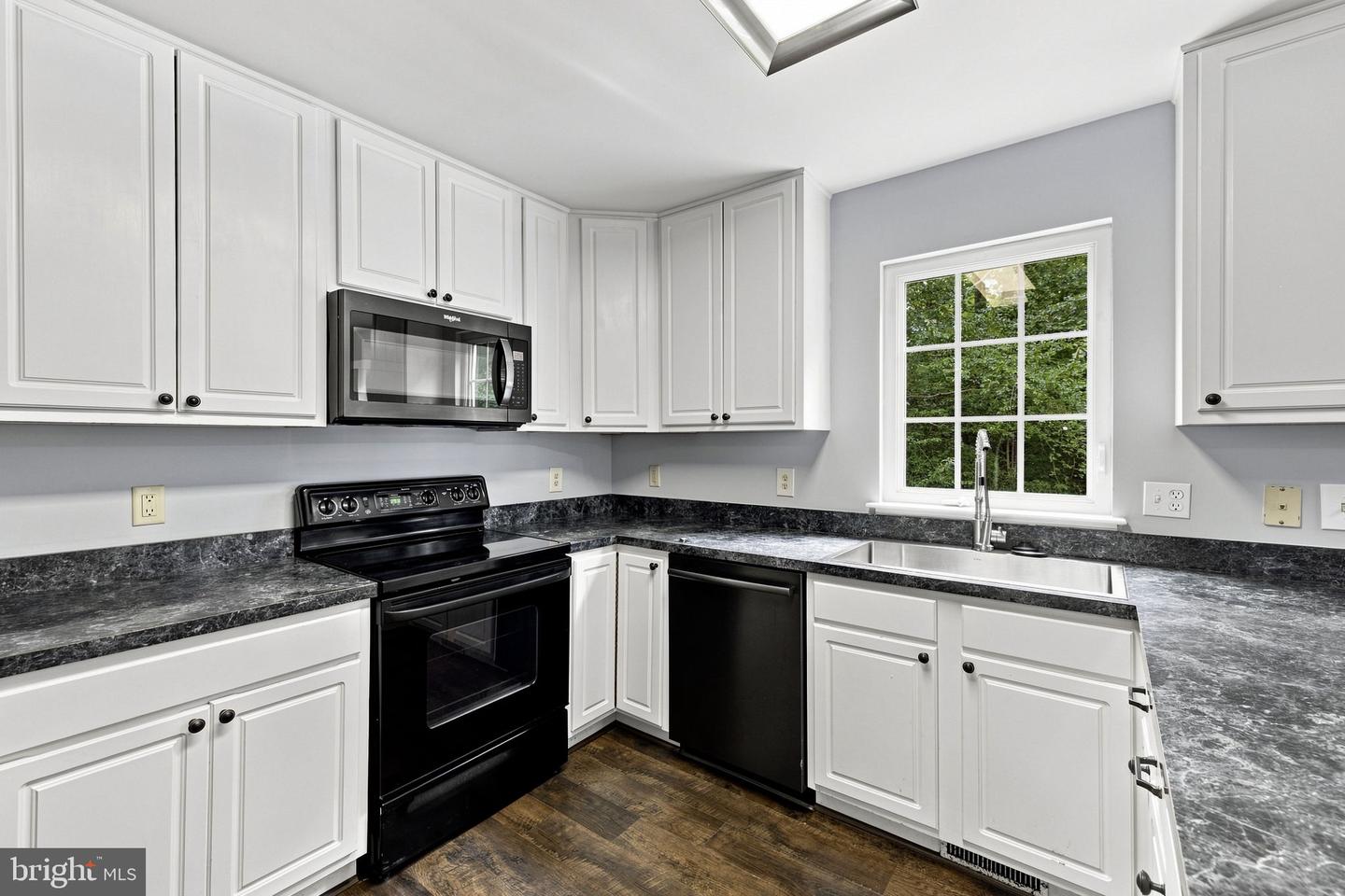 11813 Woodland View Dr Property Photo 13