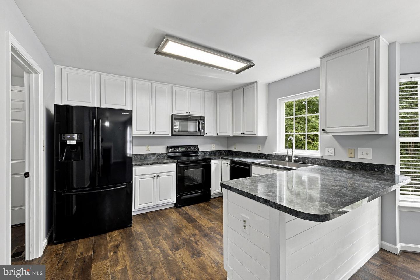 11813 Woodland View Dr Property Photo 14