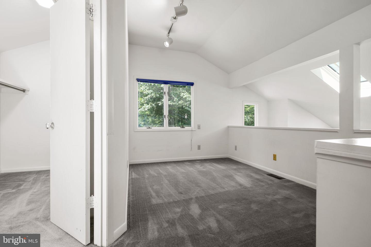 7 River Oak Pl Property Photo 28