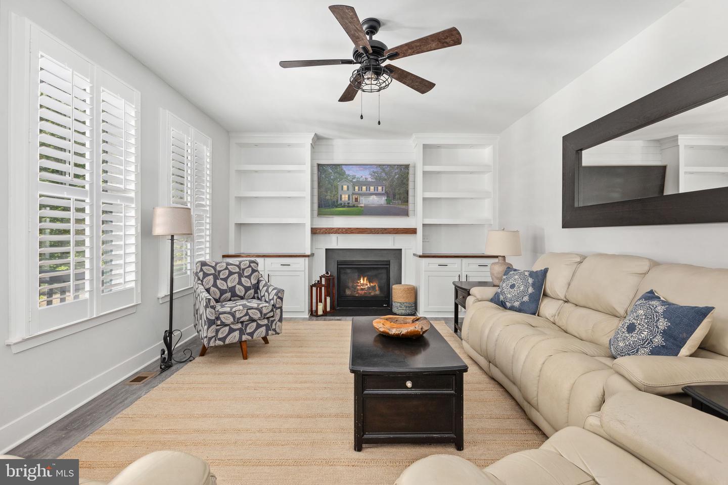 5221 Wyndemere Cir Property Photo 27