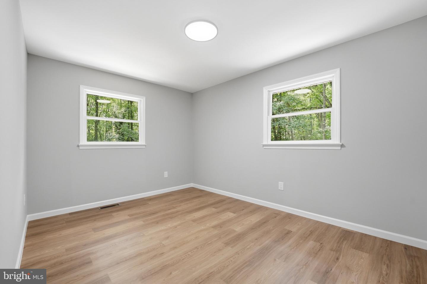 7607 Nyland Rd Property Photo 41