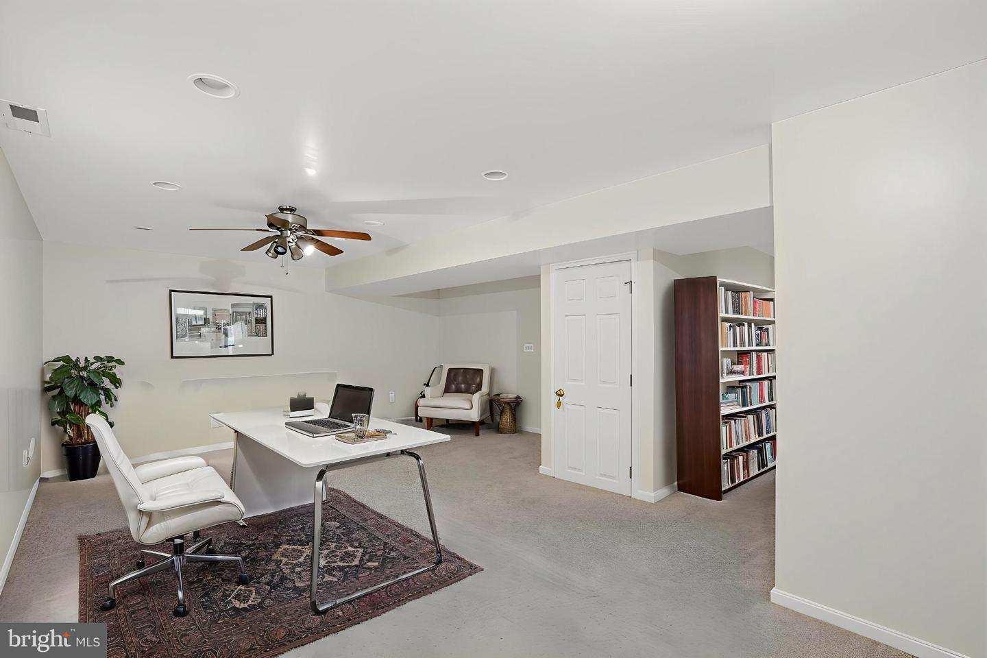 9514 Hickory Hill Dr Property Photo 32