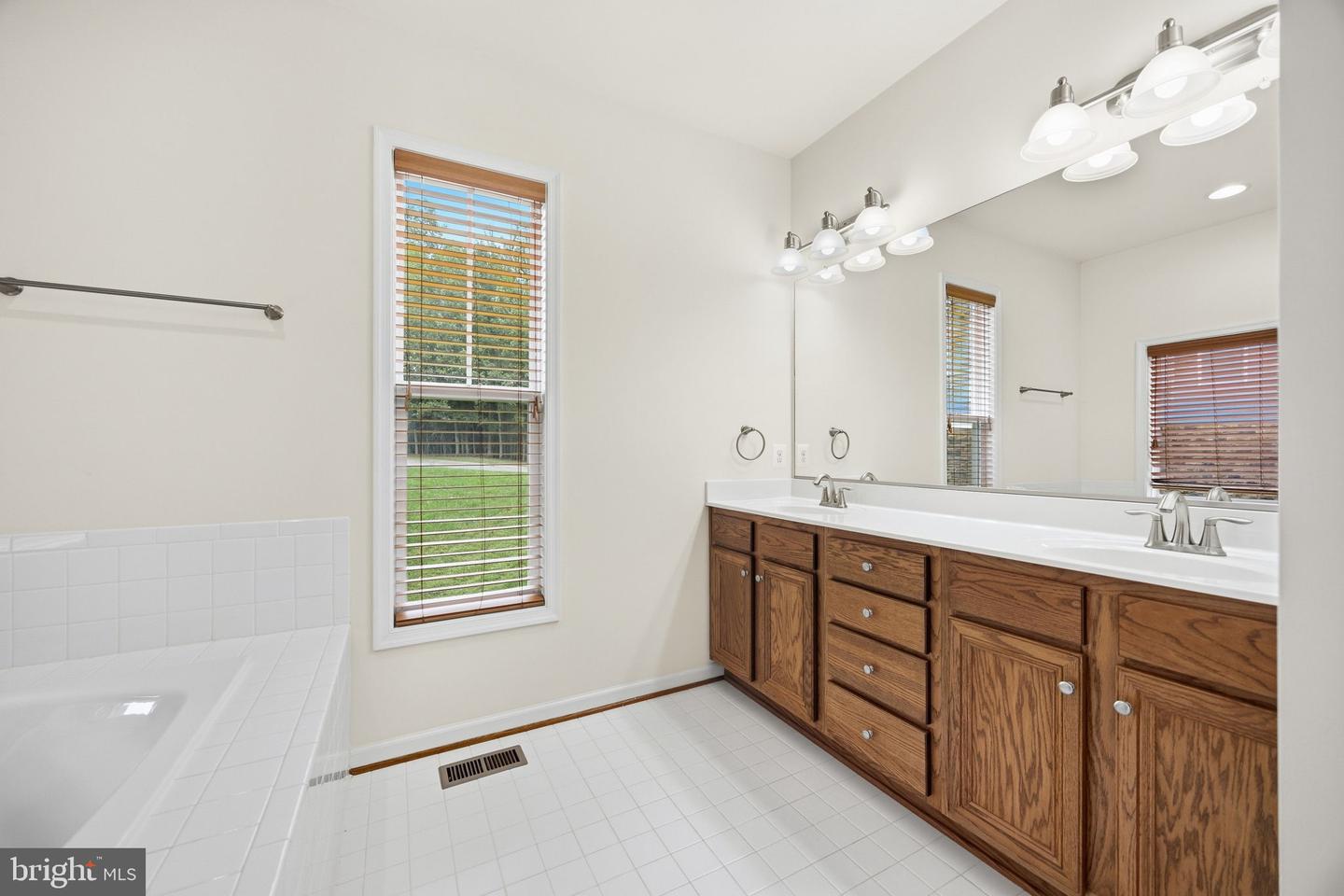 6121 Sunlight Mountain Property Photo 26